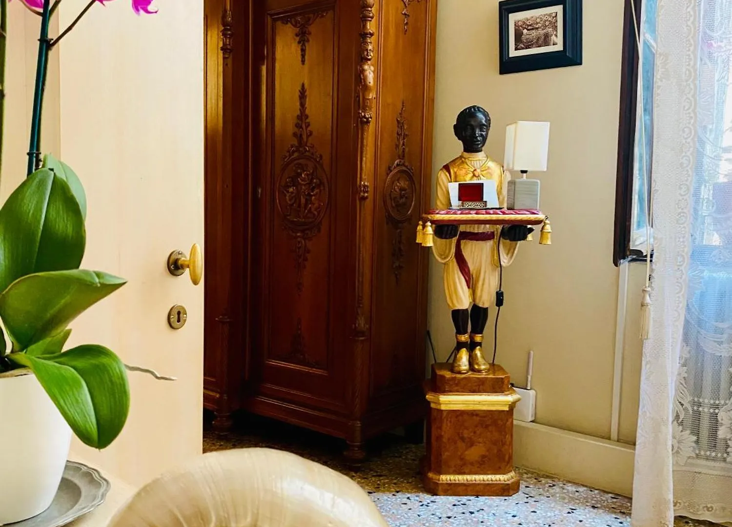 Venice Palace Luxury Suites 0*,